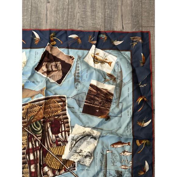 Ralph Lauren Women's Blue & Black 100% Silk Fish Print Scarf RARE fisherman - Picture 8 of 14